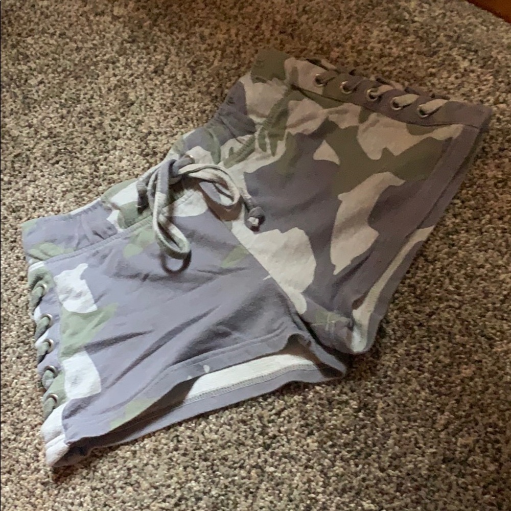 Comfy camo booty shorts